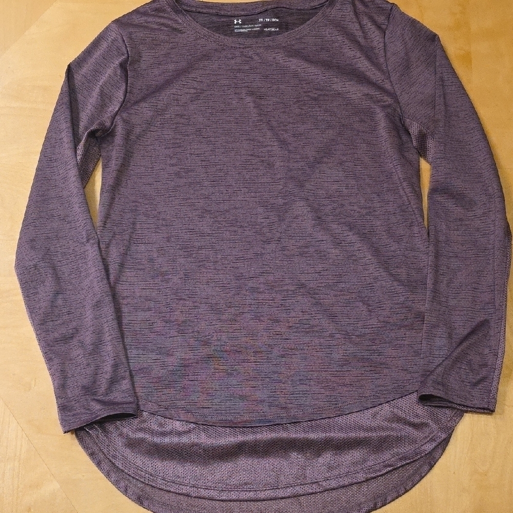 Under Armour Heatgear Heathered Purple Long Sleeve Shirt. Size XS